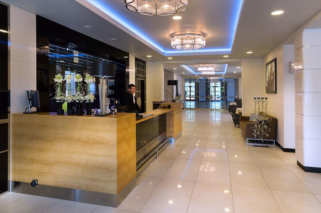 Hotel Karo رادوم المظهر الخارجي الصورة
